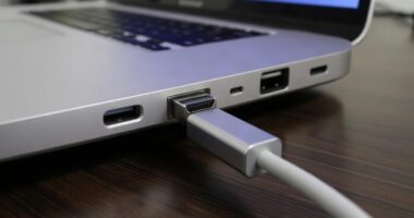 USB-C на ноутбуке не заряжает устройство: как понять, поддерживает ли порт Power Delivery